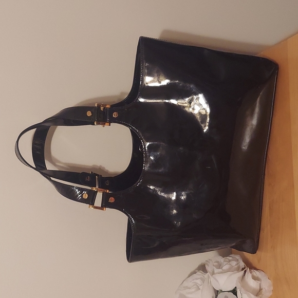 Tory Burch Black Bome Patent Leather Tote Bag with Goldtone Hardware - Picture 4 of 16